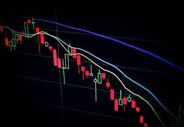 Crypto Market in Turmoil: Bitcoin and Ethereum Crash Plummet