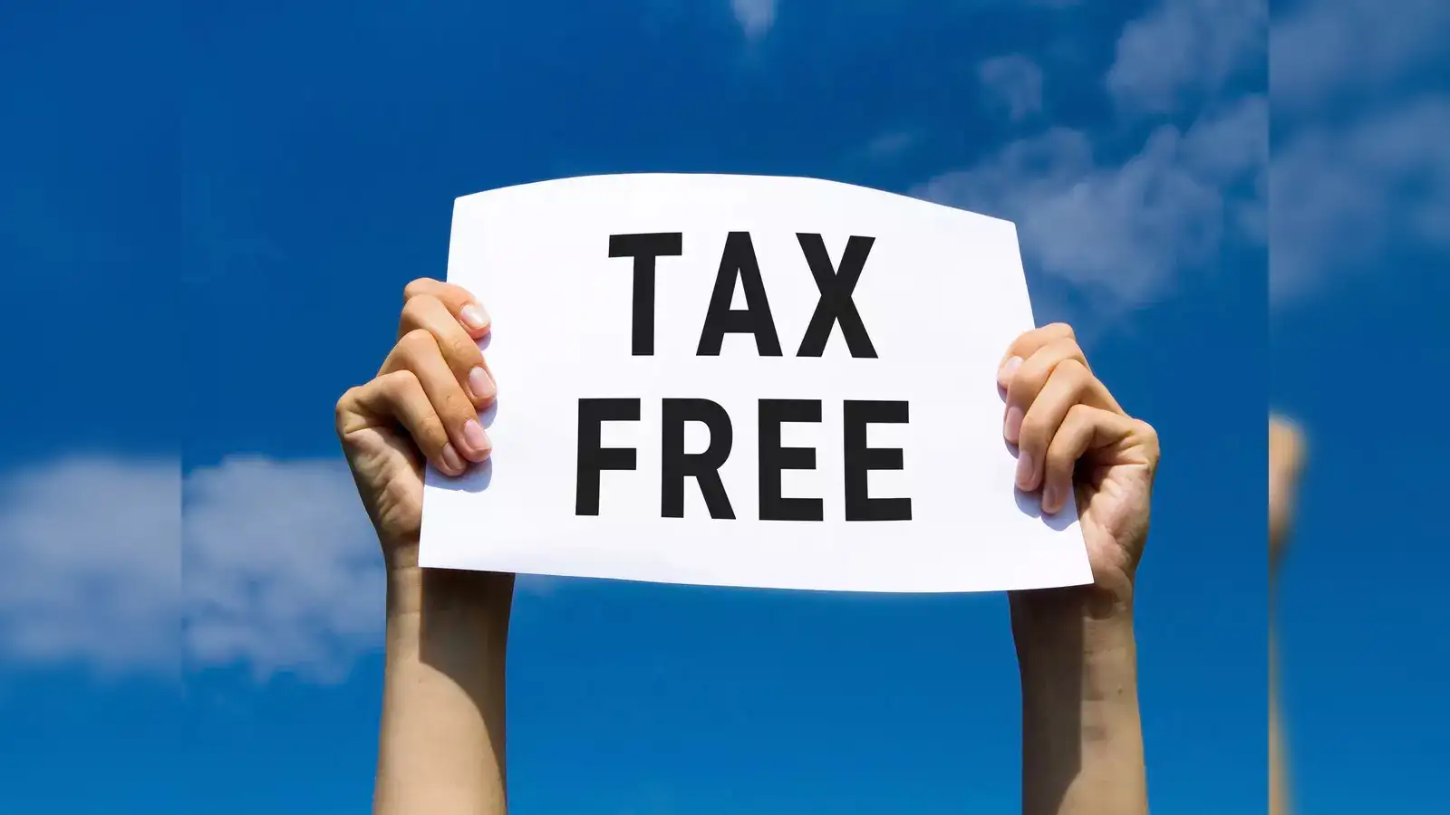 How to Legally Live Tax Free in 2025